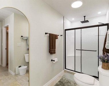 18606 Briggs Circle - Photo Thumbnail 16