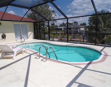 15624 Hennipen Circle - Photo Thumbnail 32