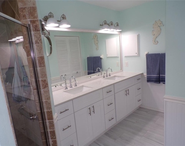 15624 Hennipen Circle - Photo Thumbnail 13