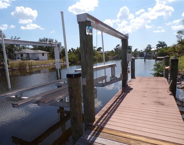 15624 Hennipen Circle - Photo Thumbnail 23