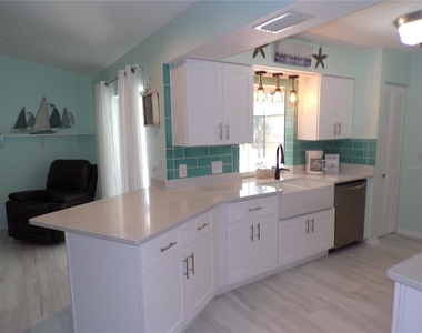 15624 Hennipen Circle - Photo Thumbnail 5