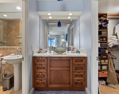 1000 Longboat Club Road - Photo Thumbnail 7