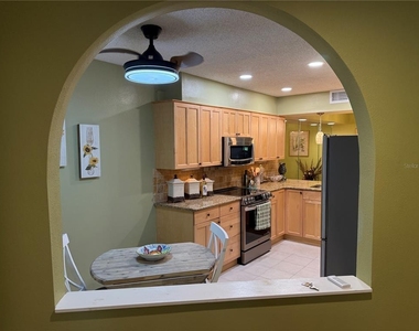 5770 Ashton Lake Drive - Photo Thumbnail 6