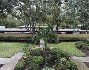 5770 Ashton Lake Drive - Photo Thumbnail 3