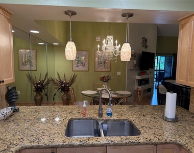 5770 Ashton Lake Drive - Photo Thumbnail 10