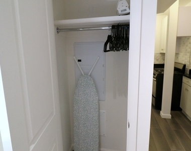 145 Mulberry Street - Photo Thumbnail 5