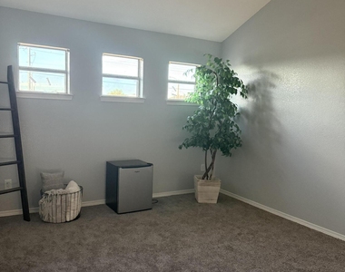 12253 Holy Springs Court - Photo Thumbnail 33