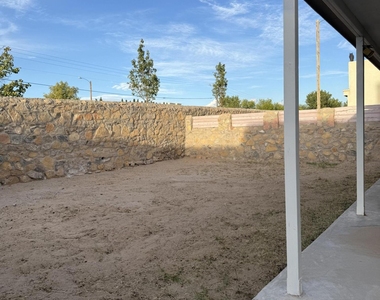 12253 Holy Springs Court - Photo Thumbnail 42