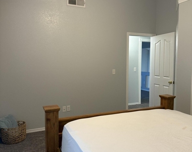 12253 Holy Springs Court - Photo Thumbnail 39