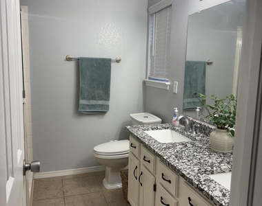 12253 Holy Springs Court - Photo Thumbnail 20