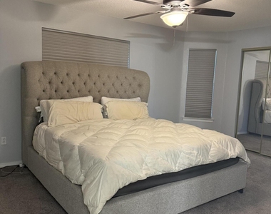 12253 Holy Springs Court - Photo Thumbnail 19