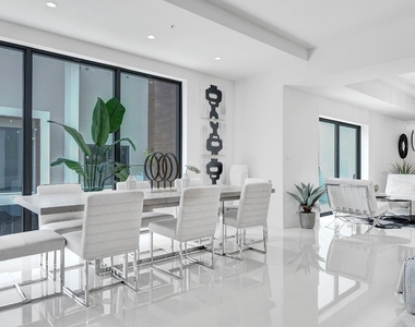 3040 N Ocean Boulevard - Photo Thumbnail 9