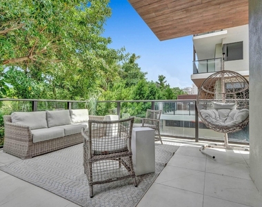 3040 N Ocean Boulevard - Photo Thumbnail 15