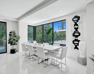 3040 N Ocean Boulevard - Photo Thumbnail 7
