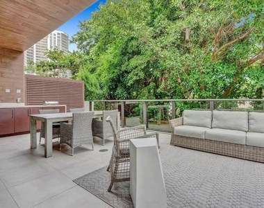 3040 N Ocean Boulevard - Photo Thumbnail 16