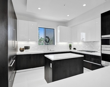 3040 N Ocean Boulevard - Photo Thumbnail 24