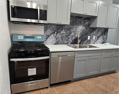 5803 Troost Avenue - Photo Thumbnail 3