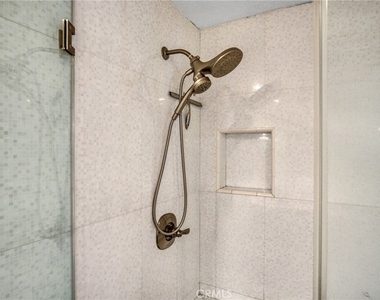 2461 Allanjay Place - Photo Thumbnail 18