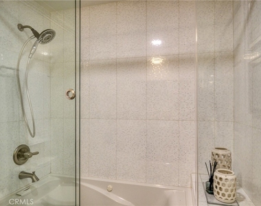 2461 Allanjay Place - Photo Thumbnail 21