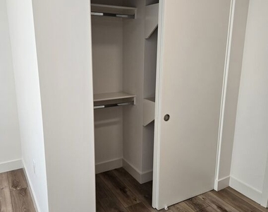 740 S Ridgeley Drive - Photo Thumbnail 7