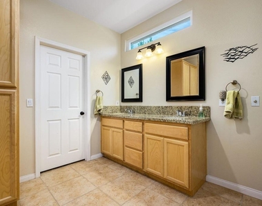 60661 Juniper Lane - Photo Thumbnail 23