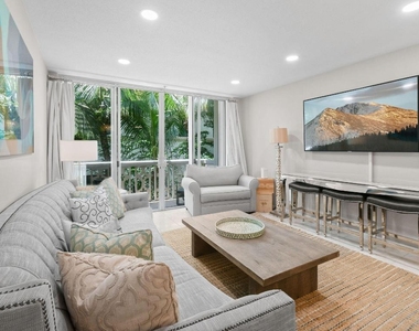 227 Brazilian Avenue - Photo Thumbnail 3