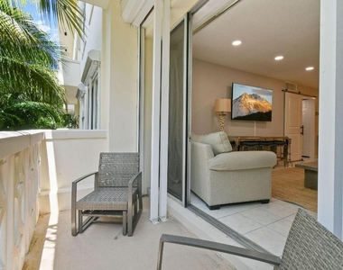 227 Brazilian Avenue - Photo Thumbnail 19