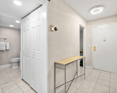 227 Brazilian Avenue - Photo Thumbnail 21