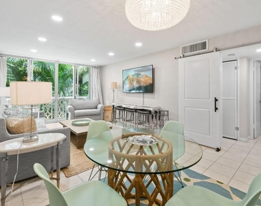 227 Brazilian Avenue - Photo Thumbnail 4
