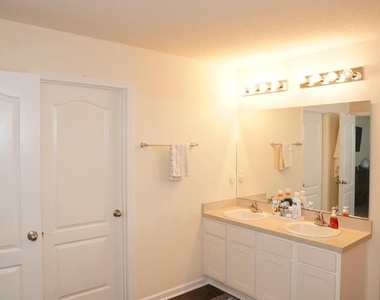 8088 Dancing Fox Street - Photo Thumbnail 10