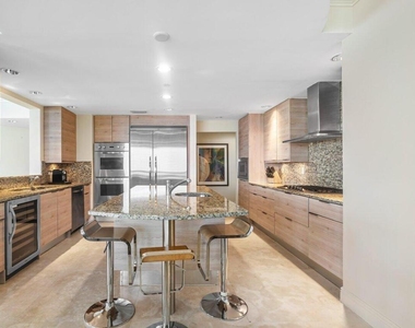 3800 N Ocean - Photo Thumbnail 12