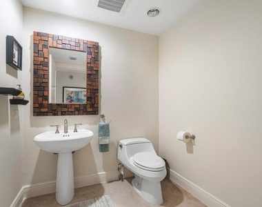 3800 N Ocean - Photo Thumbnail 27