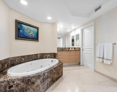 3800 N Ocean - Photo Thumbnail 22