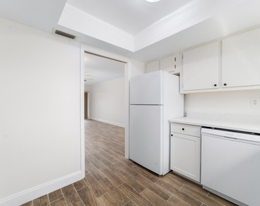 2567 Dudley Drive W - Photo Thumbnail 15