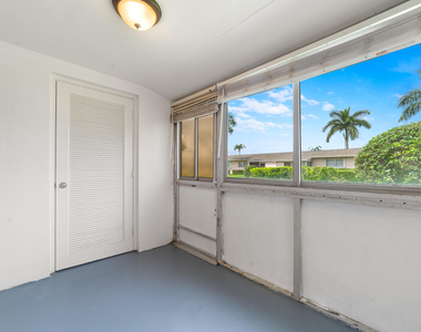 2567 Dudley Drive W - Photo Thumbnail 27