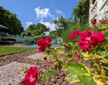126 Overhill Road - Photo Thumbnail 21