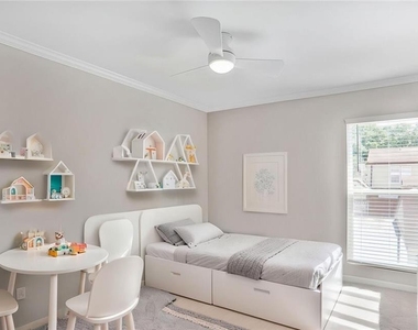 3210 Quincetree Lane - Photo Thumbnail 9