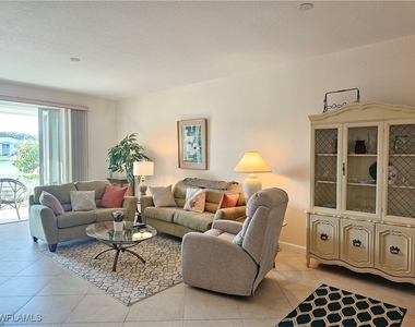 818 Tanbark Drive - Photo Thumbnail 4