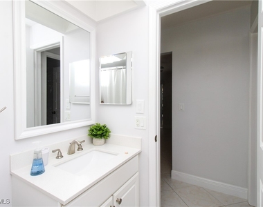 213 Bay Meadows Drive - Photo Thumbnail 36