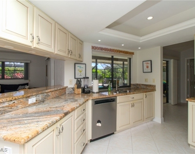 213 Bay Meadows Drive - Photo Thumbnail 18