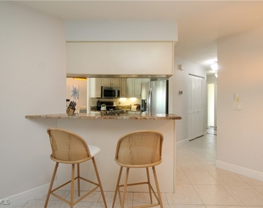 213 Bay Meadows Drive - Photo Thumbnail 22
