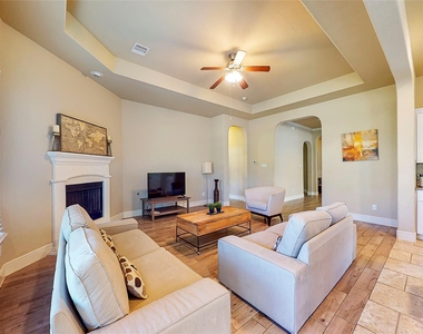 151 W Wading Pond Circle - Photo Thumbnail 16