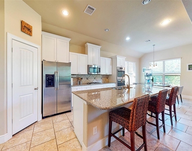 151 W Wading Pond Circle - Photo Thumbnail 12