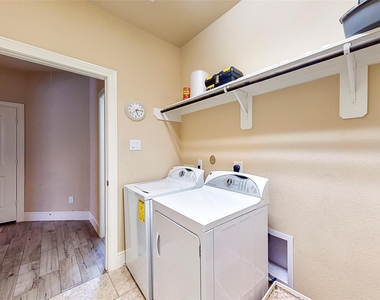 151 W Wading Pond Circle - Photo Thumbnail 9