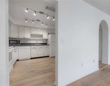 4681 1st Street Ne - Photo Thumbnail 5
