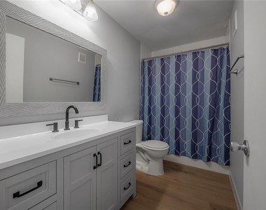 4681 1st Street Ne - Photo Thumbnail 1