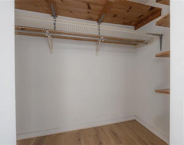 4681 1st Street Ne - Photo Thumbnail 10