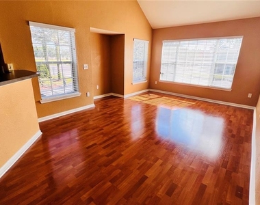 9165 Lee Vista Boulevard - Photo Thumbnail 15