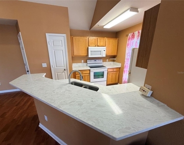 9165 Lee Vista Boulevard - Photo Thumbnail 36