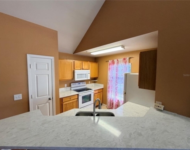 9165 Lee Vista Boulevard - Photo Thumbnail 24